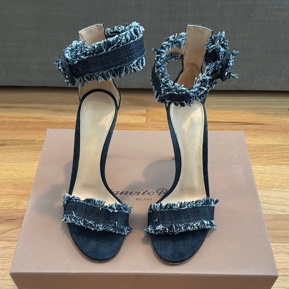 Gianvito Rossi Lola Frayed Denim Heels Dark Blue Sz. 37